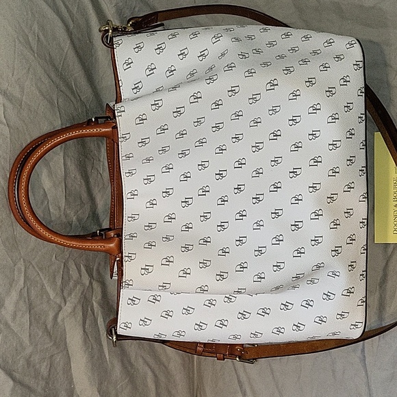 Dooney & Bourke Gretta Large Barlow Bag - Picture 9 of 10